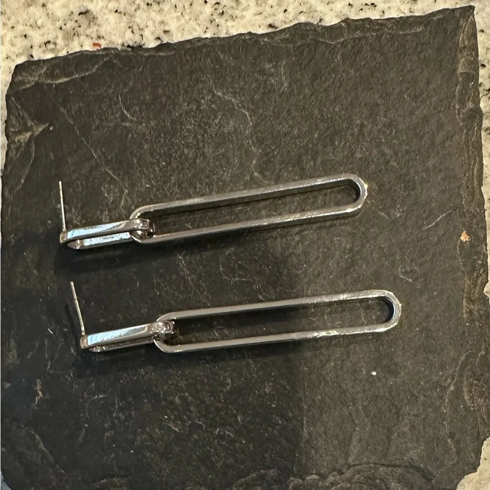 Sleek Silver Chain Drop Earrings - Picture 5 of 5